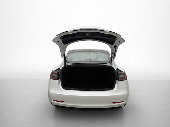Tesla Model 3 10 of 30