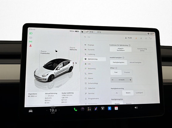 Tesla Model 3 23 of 30