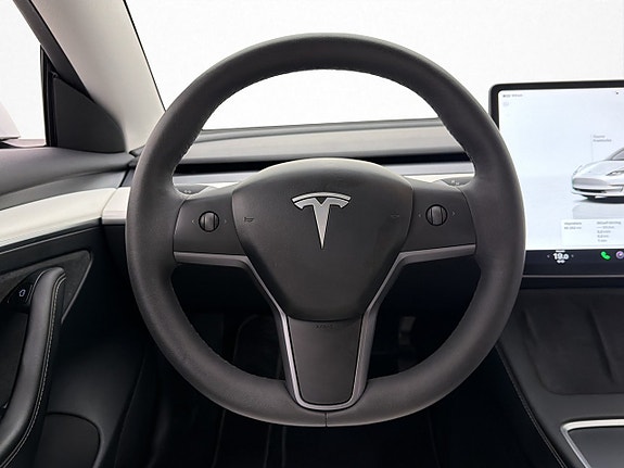 Tesla Model 3 15 of 30