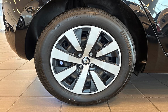 Renault Clio 17 of 19