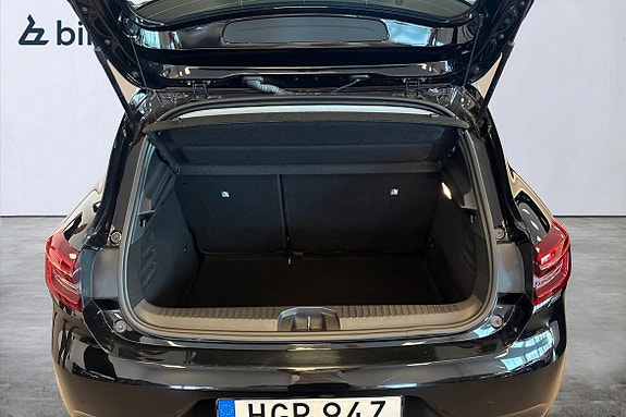 Renault Clio 12 of 19