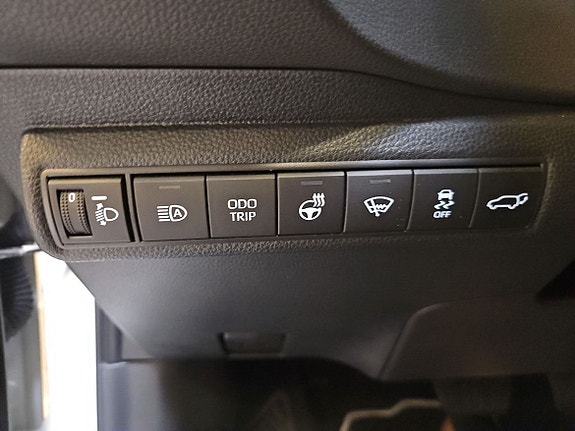Toyota Corolla 15 of 19