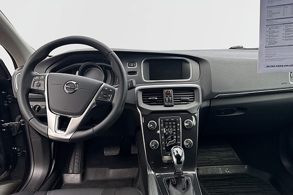 Volvo V40 5 of 24