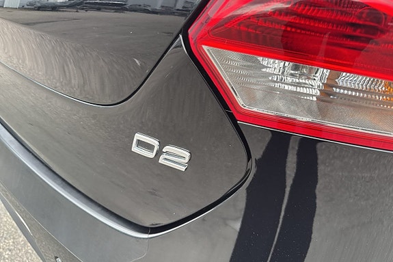 Volvo V40 19 of 24