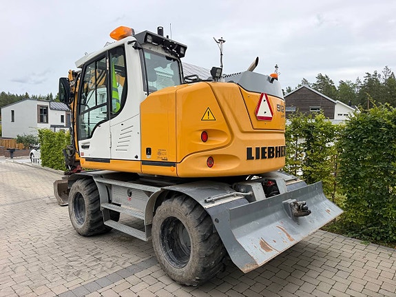 Liebherr A912 Compact Hjulgrävare - LEICA 3D / KRABBSTYRNING 2 of 11