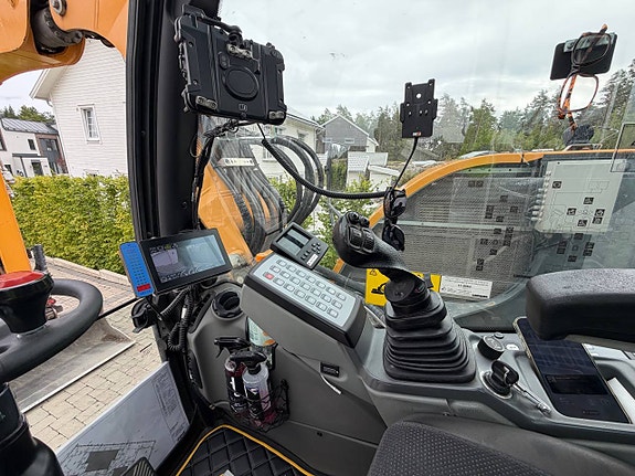 Liebherr A912 Compact Hjulgrävare - LEICA 3D / KRABBSTYRNING 8 of 11