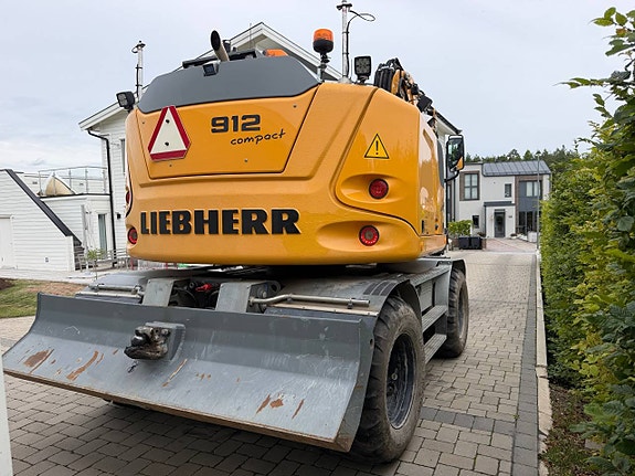 Liebherr A912 Compact Hjulgrävare - LEICA 3D / KRABBSTYRNING 5 of 11