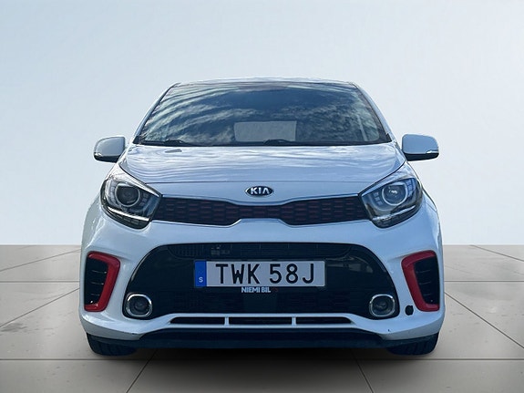 Kia Picanto 2 of 18