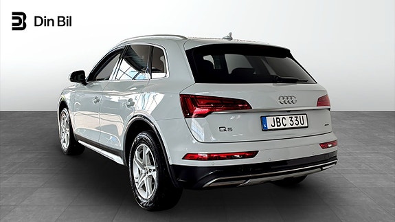Audi Q5 3 of 12