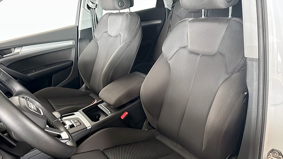 Audi Q5 8 of 12