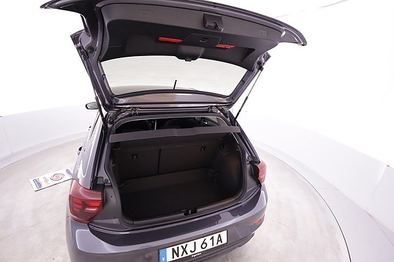 Volkswagen Polo 10 of 17