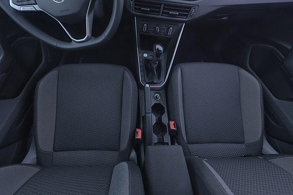 Volkswagen Polo 9 of 17
