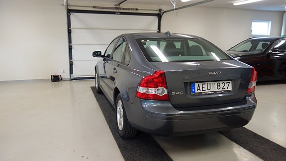 Volvo S40 6 of 13