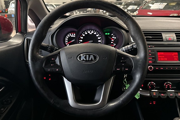 Kia Rio 19 of 29