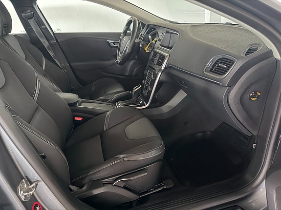 Volvo V40 20 of 22