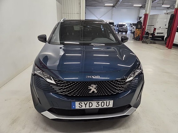Peugeot 3008 2 of 10
