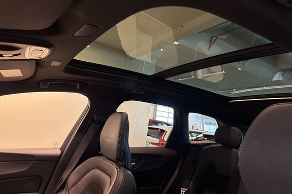 Volvo XC60 16 of 20