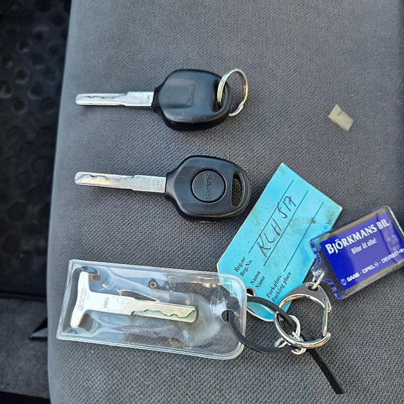 Saab 900 9 of 17