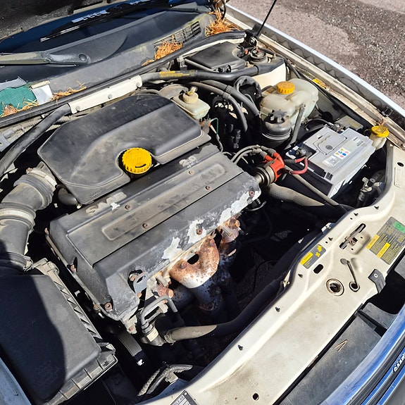 Saab 900 5 of 17
