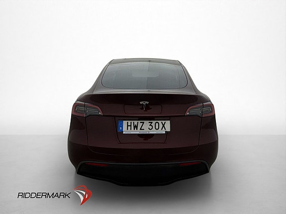 Tesla Model Y 6 of 30