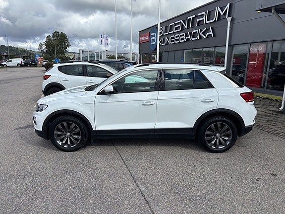 Volkswagen T-Roc 3 of 14