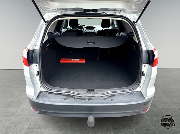 Ford Focus 12 of 12