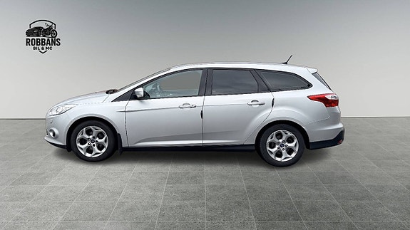 Ford Focus 8 of 12