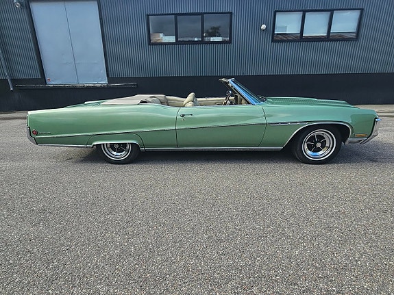 Buick Electra 225 5 of 19
