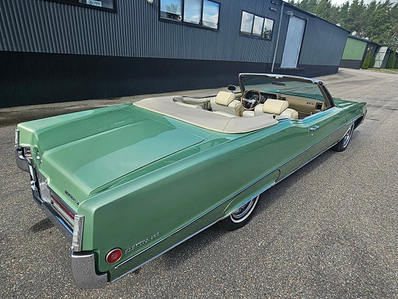 Buick Electra 225 6 of 19