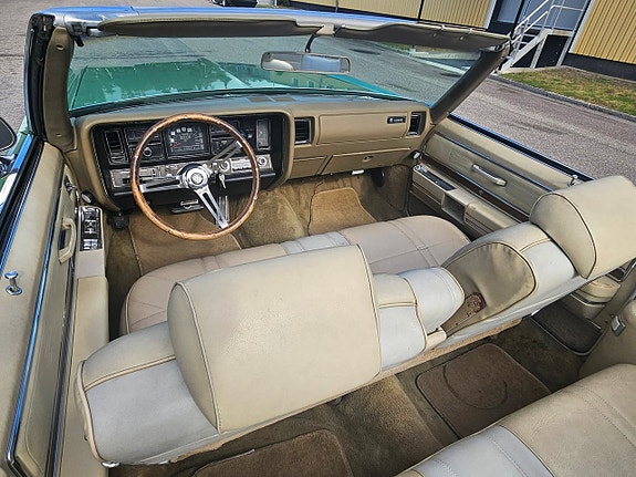 Buick Electra 225 12 of 19