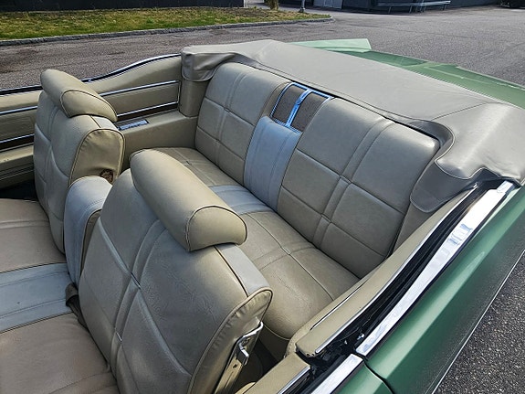 Buick Electra 225 14 of 19