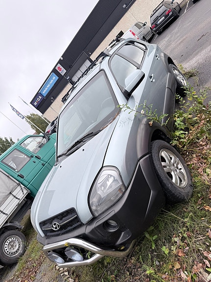 Hyundai Tucson 3 of 7