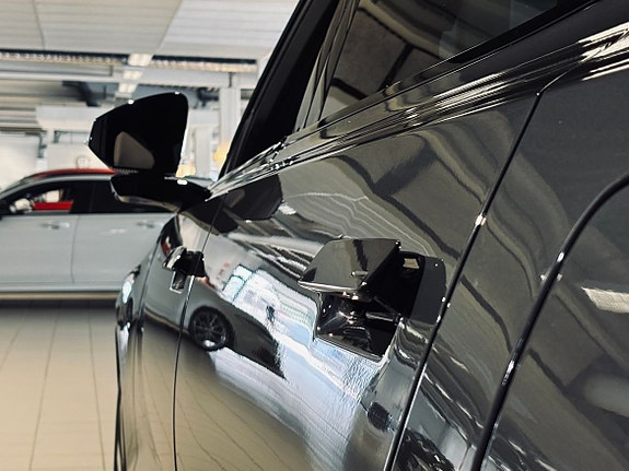 Volvo EX90 5 of 27