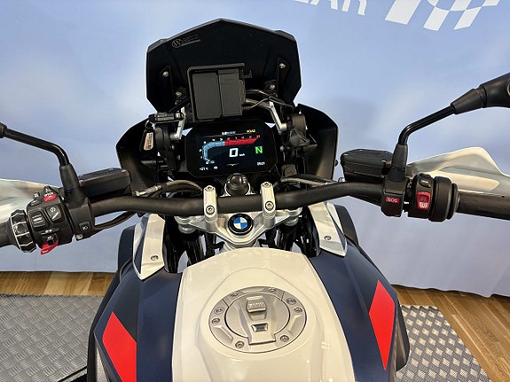 BMW R 1250 GS 18 of 19