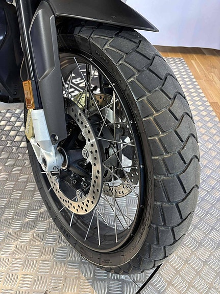 BMW R 1250 GS 10 of 19