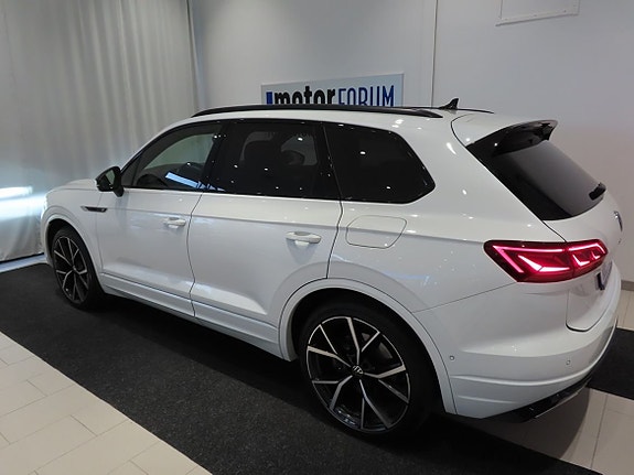 Volkswagen Touareg 3 of 27