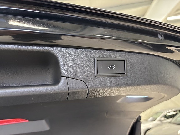 Volkswagen Passat 8 of 27