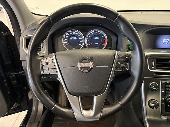 Volvo S60 13 of 18