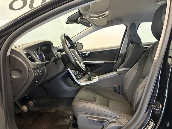 Volvo S60 8 of 18