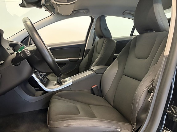 Volvo S60 9 of 18