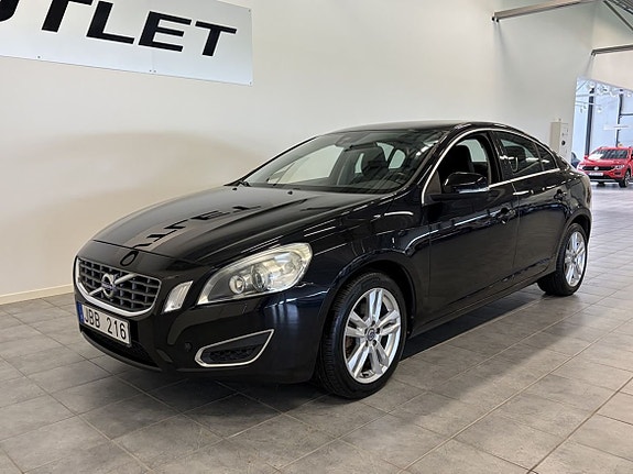 Volvo S60 2 of 18