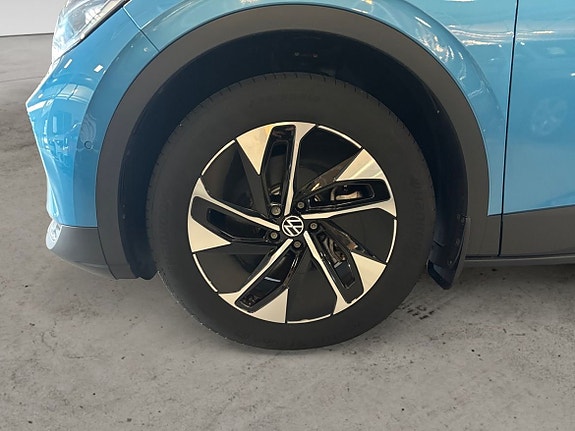 Volkswagen ID.4 6 of 19