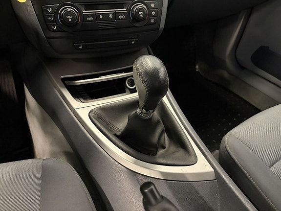 BMW 120i 16 of 16