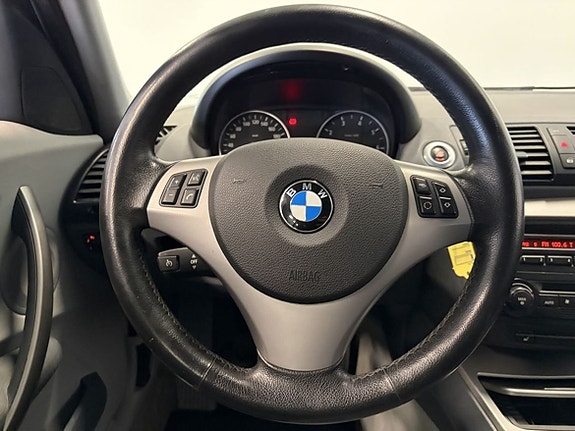 BMW 120i 12 of 16