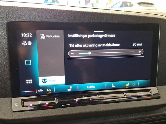 Volkswagen Caddy Maxi 17 of 26