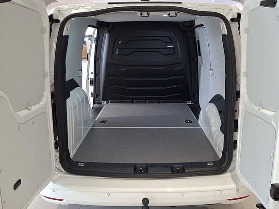 Volkswagen Caddy Maxi 22 of 26