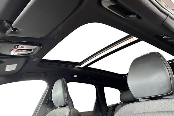 Volvo XC60 16 of 30