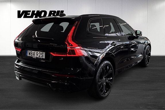 Volvo XC60 3 of 30