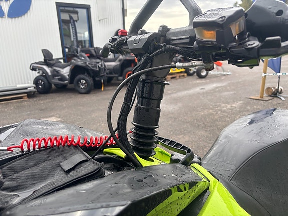 Arctic Cat RIOT X 8000 8 of 9