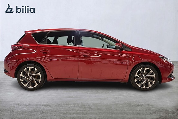 Toyota Auris 17 of 20